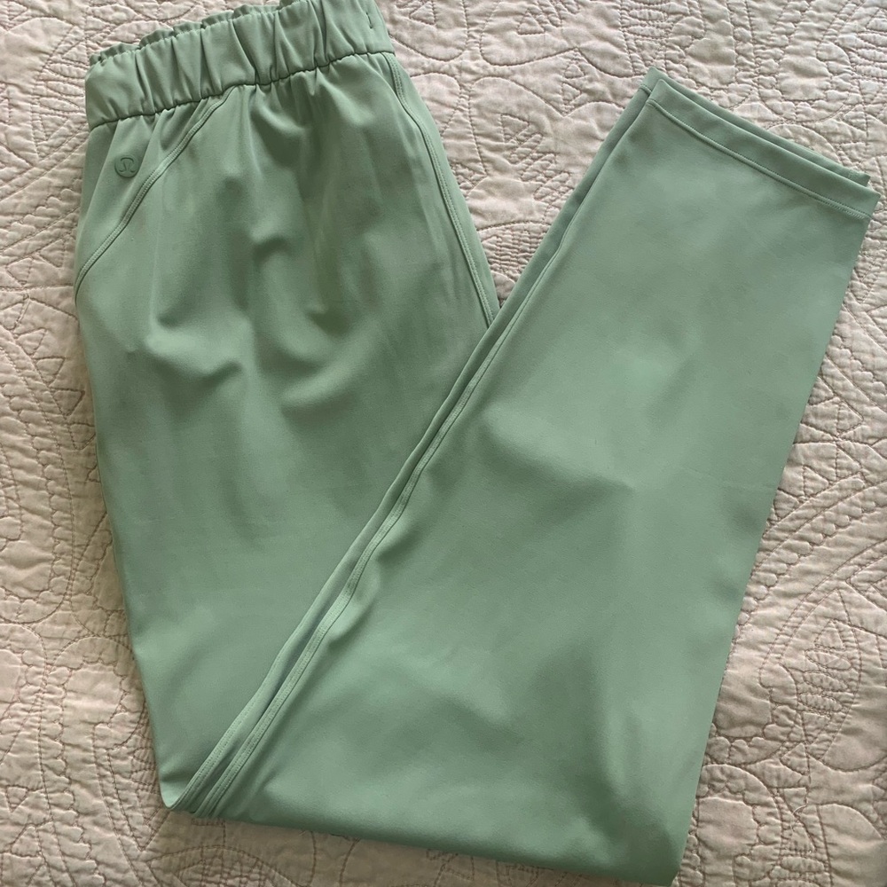 LuluLemon elastic waist pants